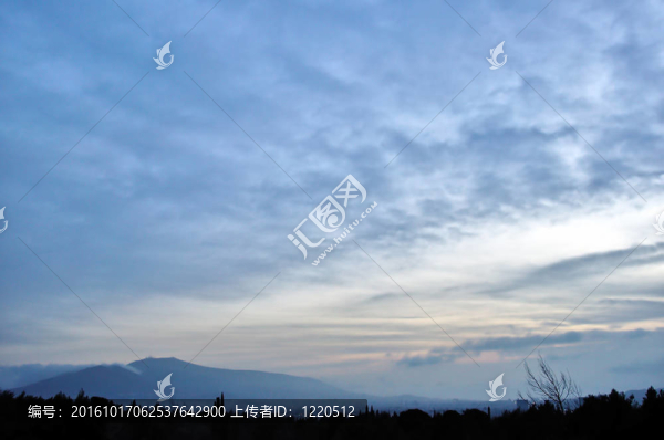 霧山
