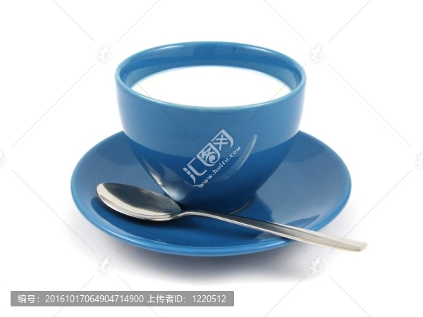 一杯牛奶