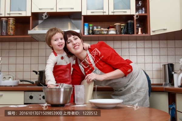 母親和孩子