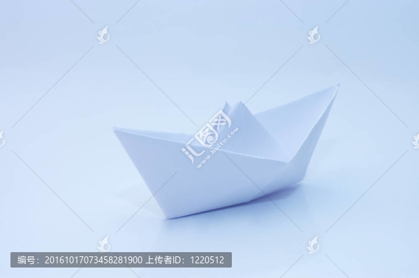 藍(lán)色的紙船