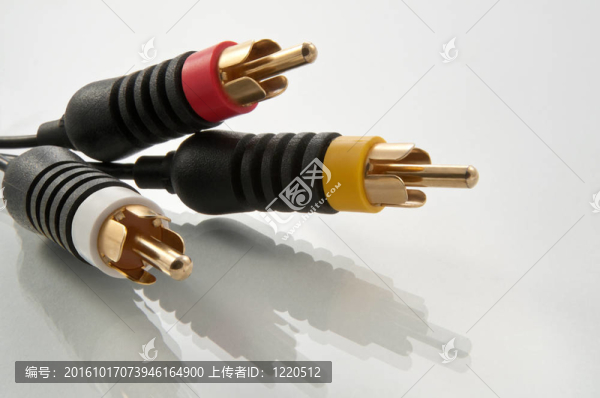 AV電纜。