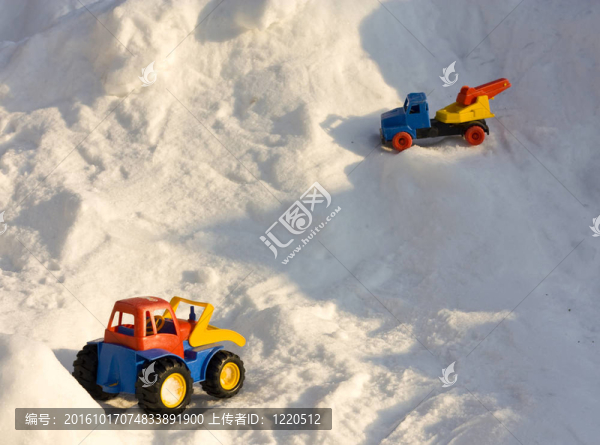 雪地玩具車