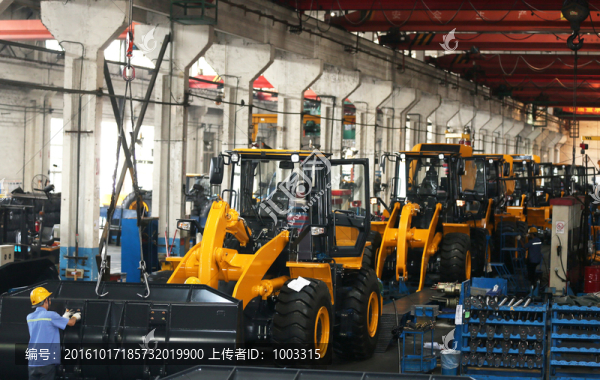 工業(yè)挖掘機(jī)