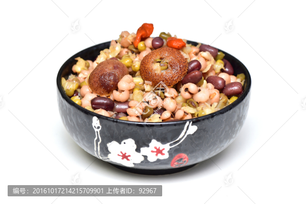 山楂紅豆薏米雜糧粥