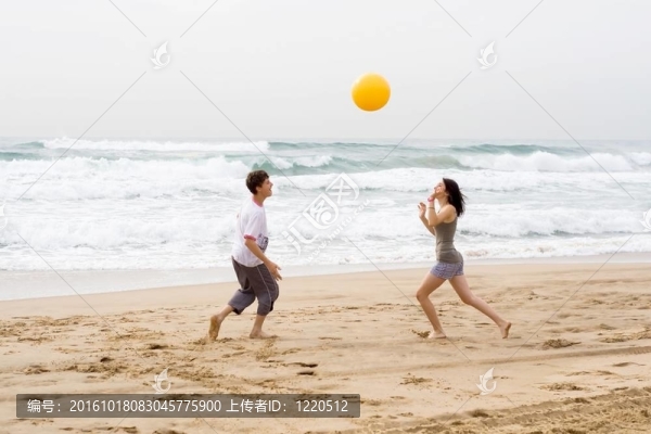 玩球