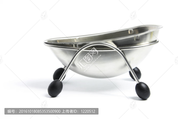 銀質的碗