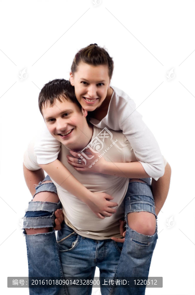 幸福的男人和女人在白色背景