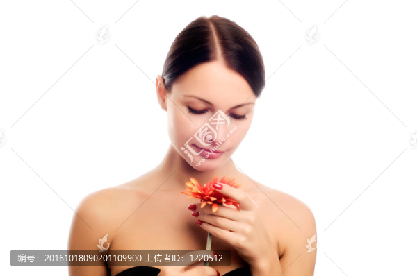 新鮮和美麗的眼睛花的女人肖像