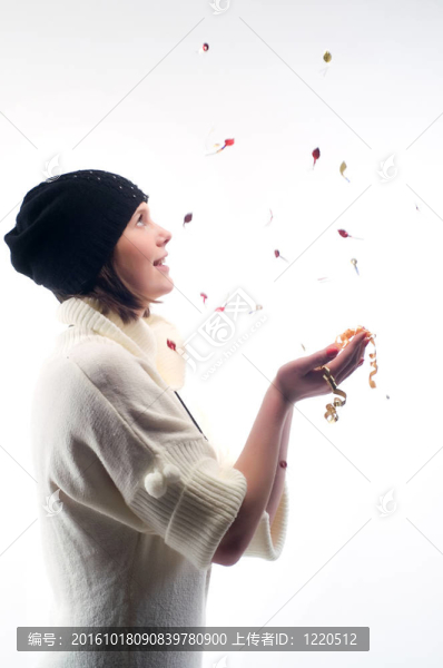 美麗女人的冬季畫像