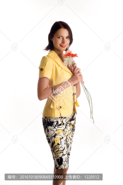 特寫(xiě)鏡頭的一個(gè)美麗的性感年輕女子與花；孤立的白色背景