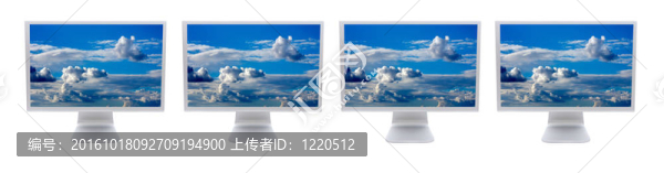 四液晶顯示器與白色背景隔離的天空和云彩的照片（我的照片）