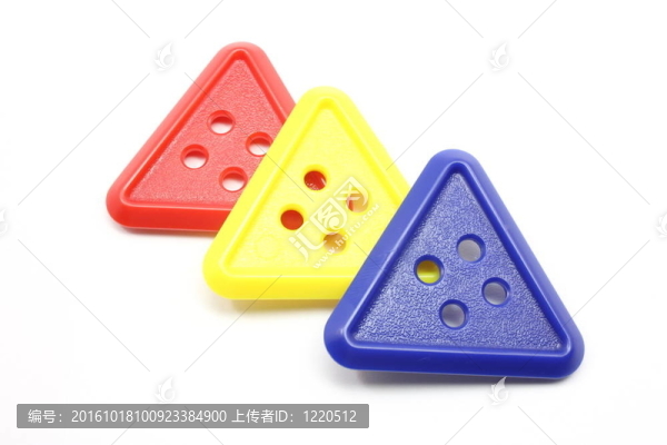 三三角形按鈕