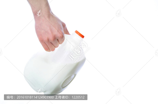 摘要牛奶設(shè)計(jì)