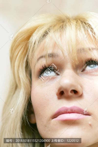 抽象的年輕漂亮女人