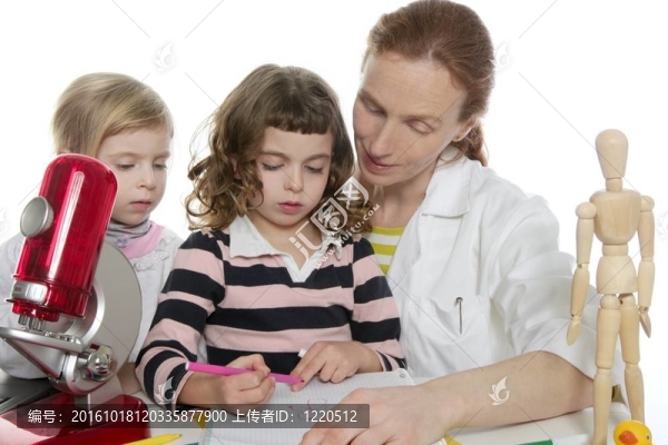 自然科學(xué)博士