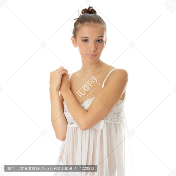 性感睡衣的年輕女人