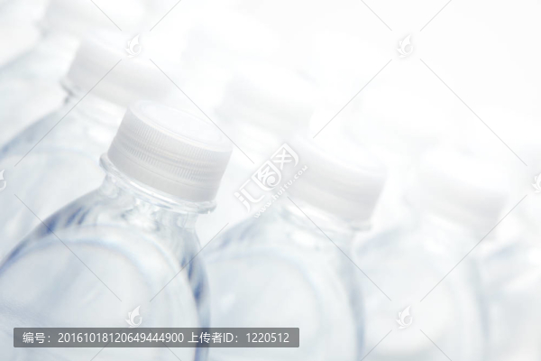 水瓶摘要