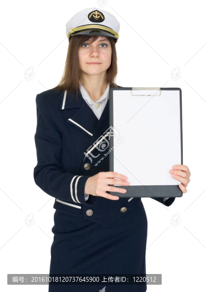 穿水手服的女人，手里拿著一塊藥片