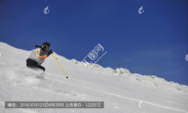 滑雪者免費(fèi)乘車