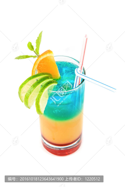 酒精的藍色雞尾酒