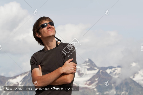 高山上的年輕人
