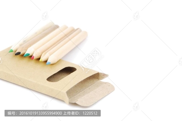 白色鉛筆和鉛筆盒