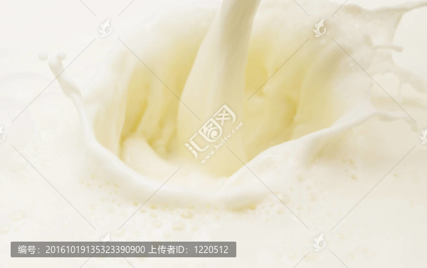 牛奶濺