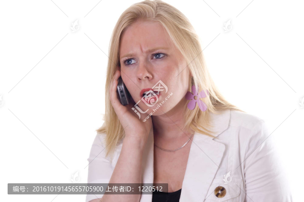 女孩在電話里瘋了