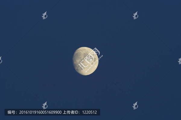 月亮