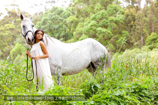年輕女子與White,Horse