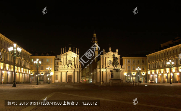 圣卡羅廣場；都靈