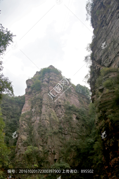 山峰,奇石