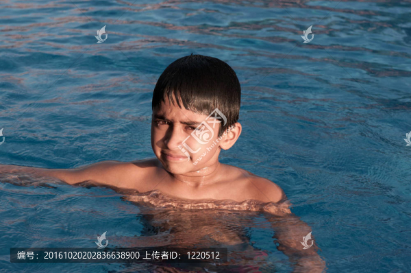 游泳