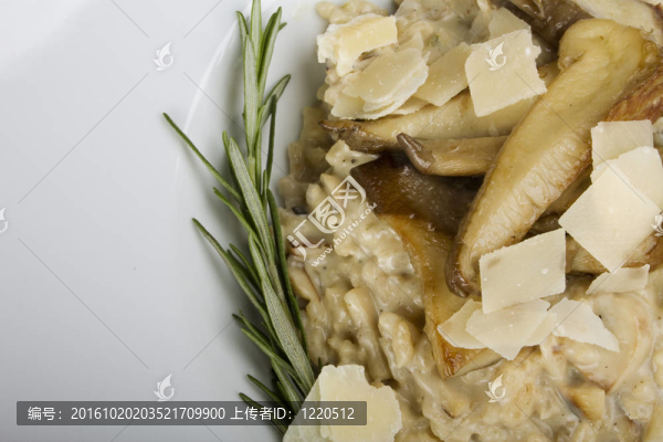 蘑菇燴飯