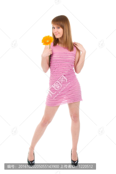 穿著短禮服的金發(fā)女郎。