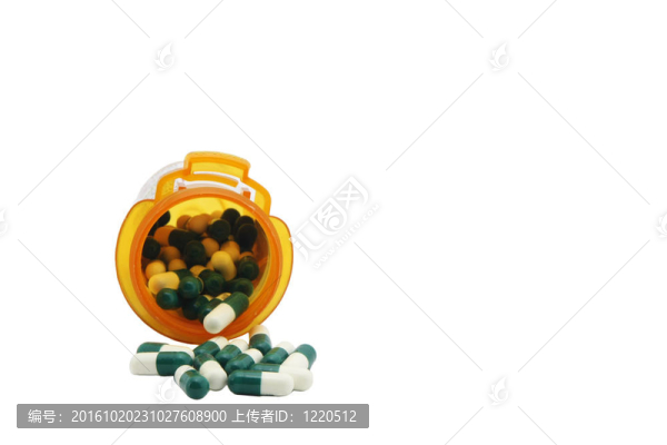 白色背景上的藥丸和瓶子