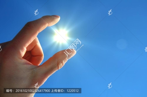 手太陽和藍(lán)天