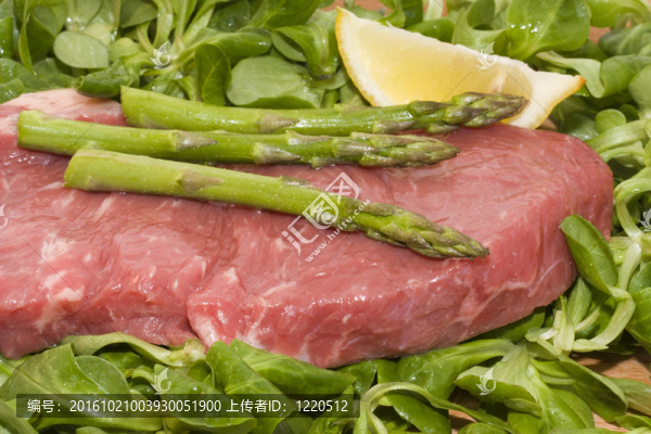 牛肉和蘆筍