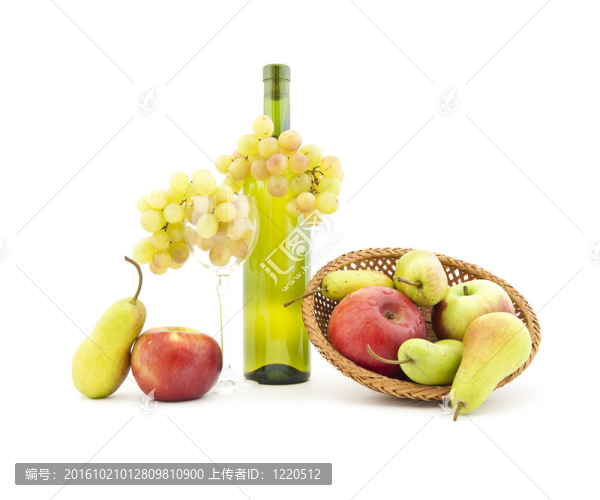 白葡萄酒及各種水果瓶