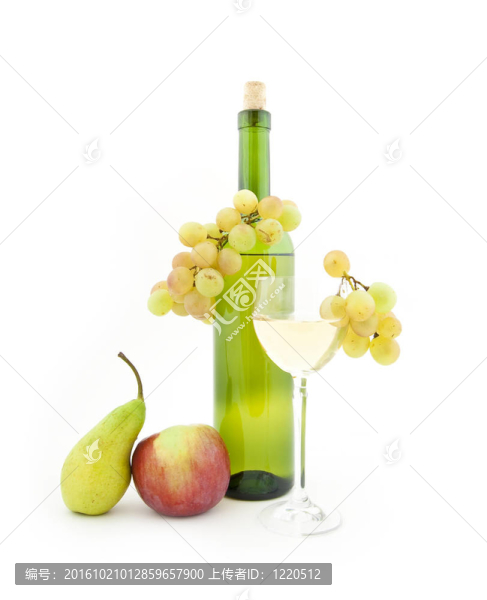 白葡萄酒及各種水果瓶