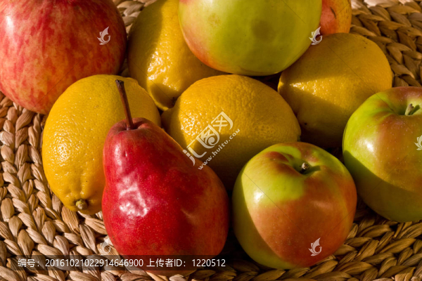 梨和蘋(píng)果