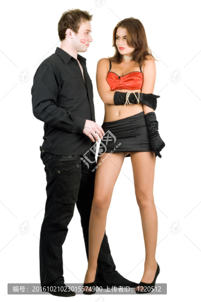 年輕夫婦交談