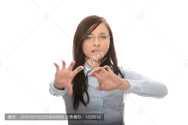 年輕的白人商人害怕