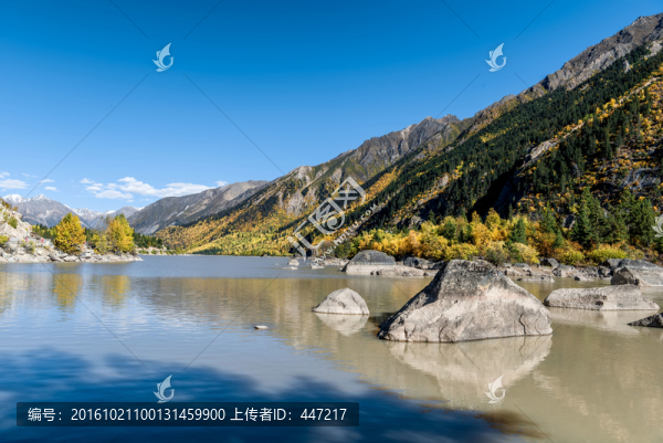 西藏八宿然烏湖