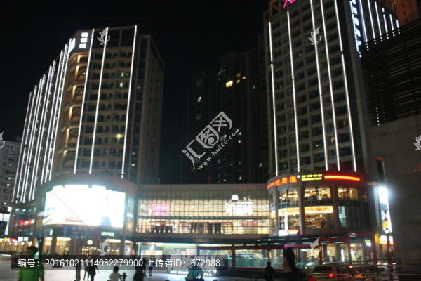 購物廣場夜景