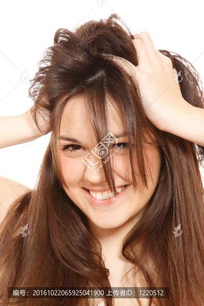 年輕漂亮的女人