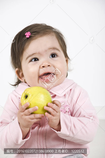 快樂笑蘋果嬰兒