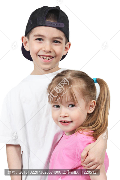 兄弟和妹妹的白色
