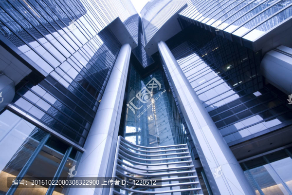 這是一個香港的現(xiàn)代建筑