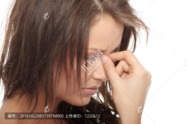 女人頭痛